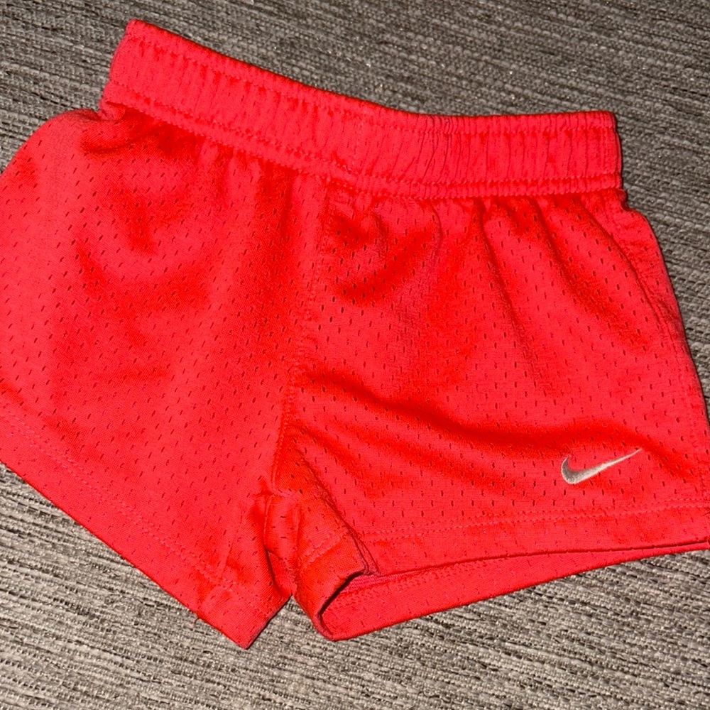 Nike Coral Performance Shorts Lightweight Athletic